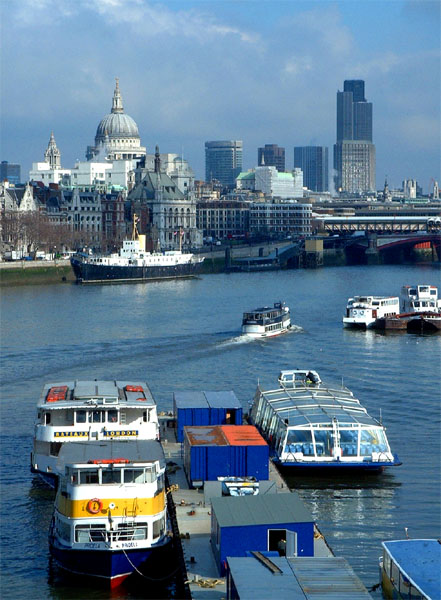 Thames city view